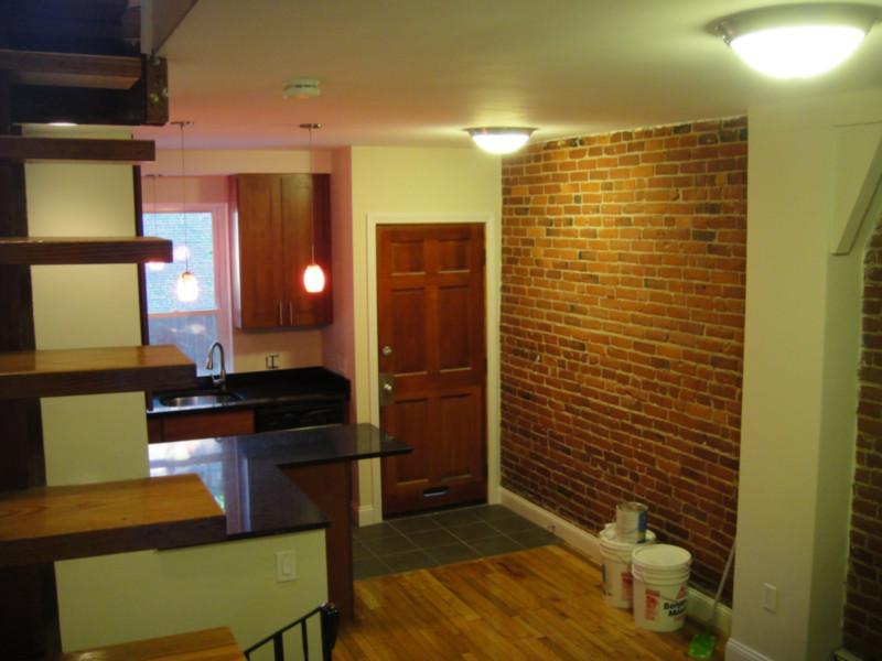 3 bed, 2 bath apartment for rent at 34 Sussex St Unit Single Family, Roxbury — photo 3 of 21