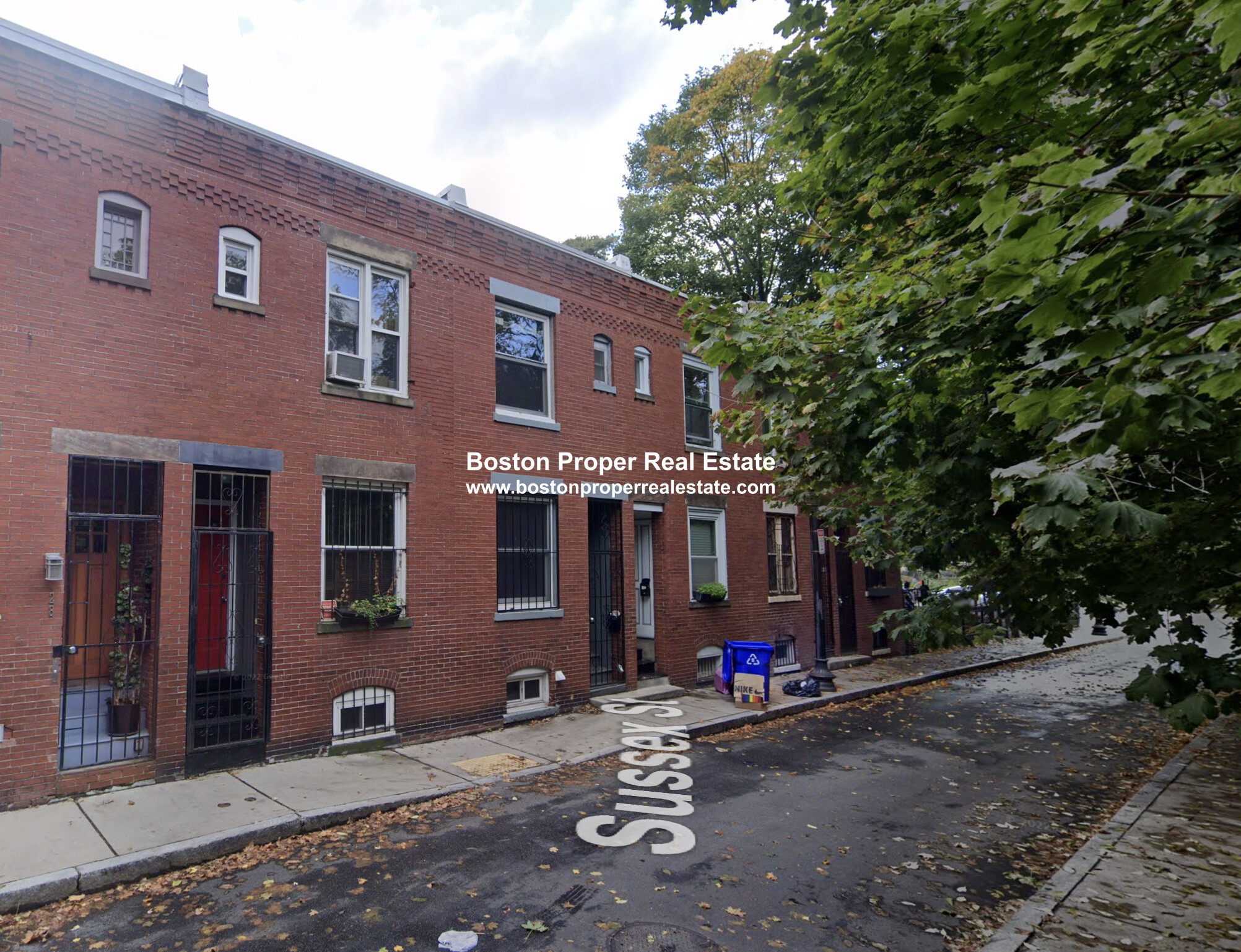 3 bed, 2 bath apartment for rent at 34 Sussex St Unit Single Family, Roxbury