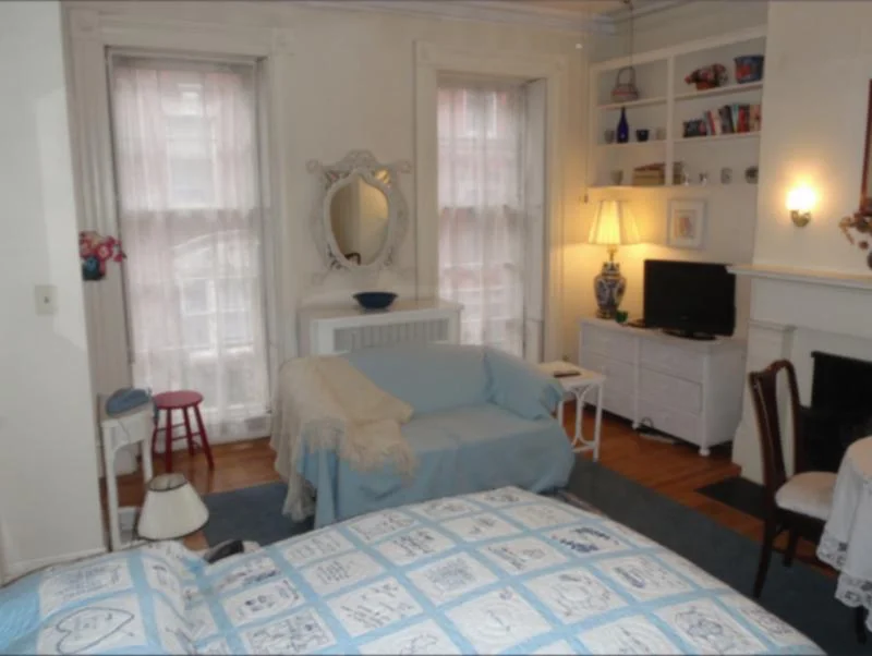 Studio bed, 1 bath apartment for rent at 34 Temple St Unit 3, Beacon Hill — photo 3 of 4