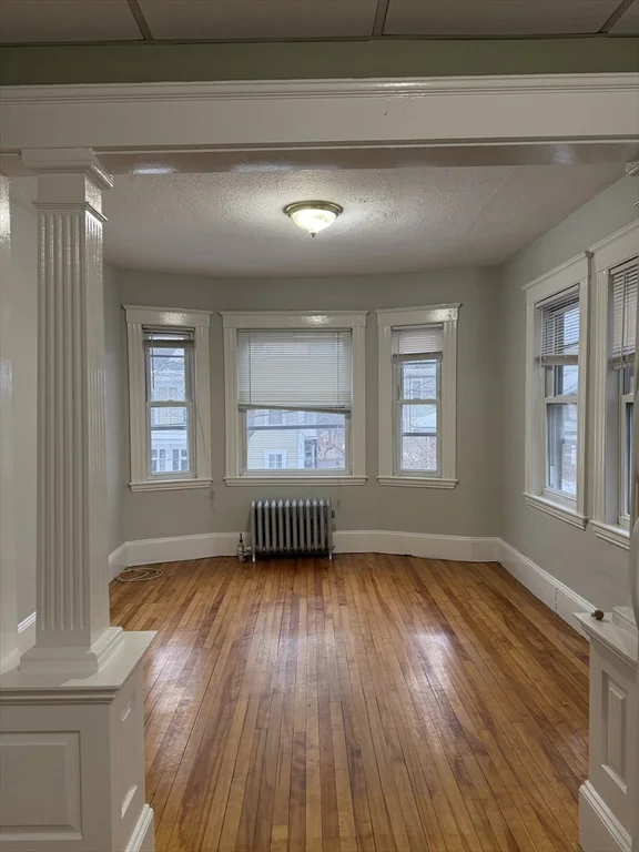 1 bed, 1 bath apartment for rent at 34 Titcomb Unit 2, Newburyport — photo 2 of 9