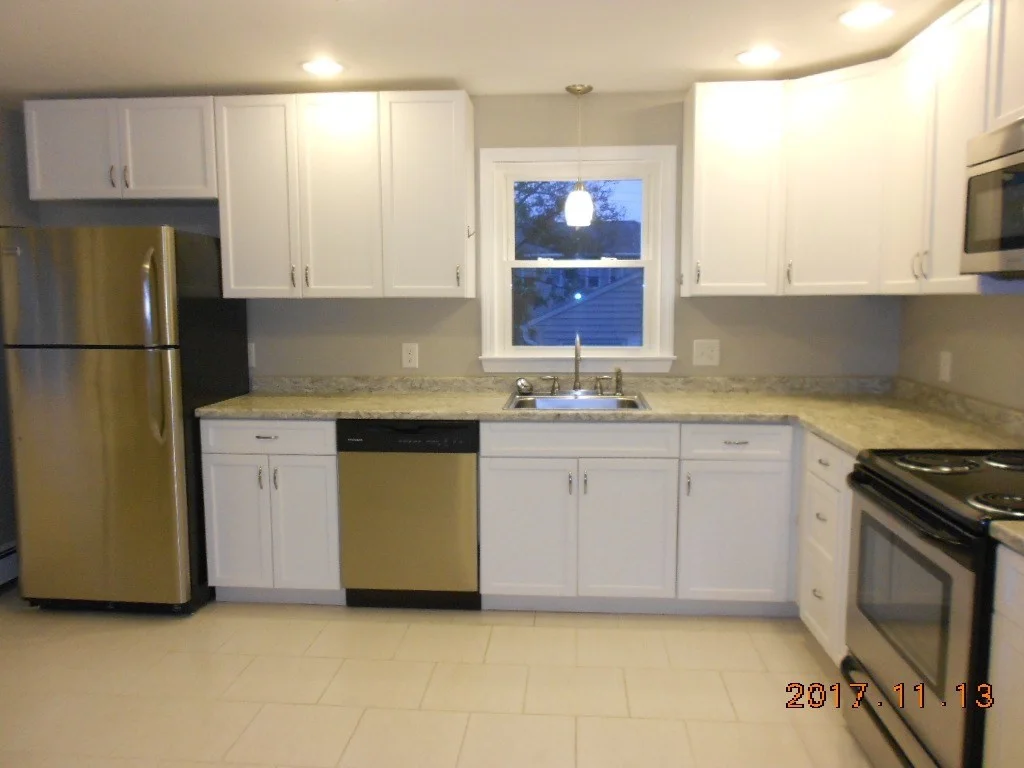 1 bed, 1 bath apartment for rent at 34 Trahan Ave Unit 1, Worcester — photo 2 of 7