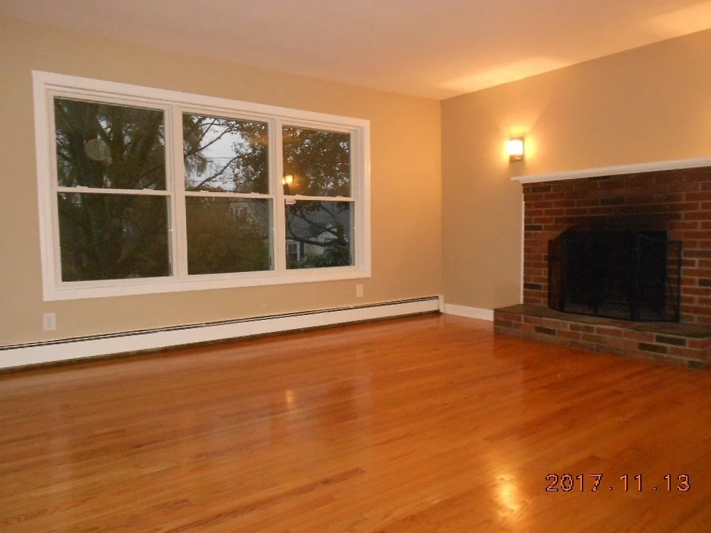 1 bed, 1 bath apartment for rent at 34 Trahan Ave Unit 1, Worcester — photo 5 of 7