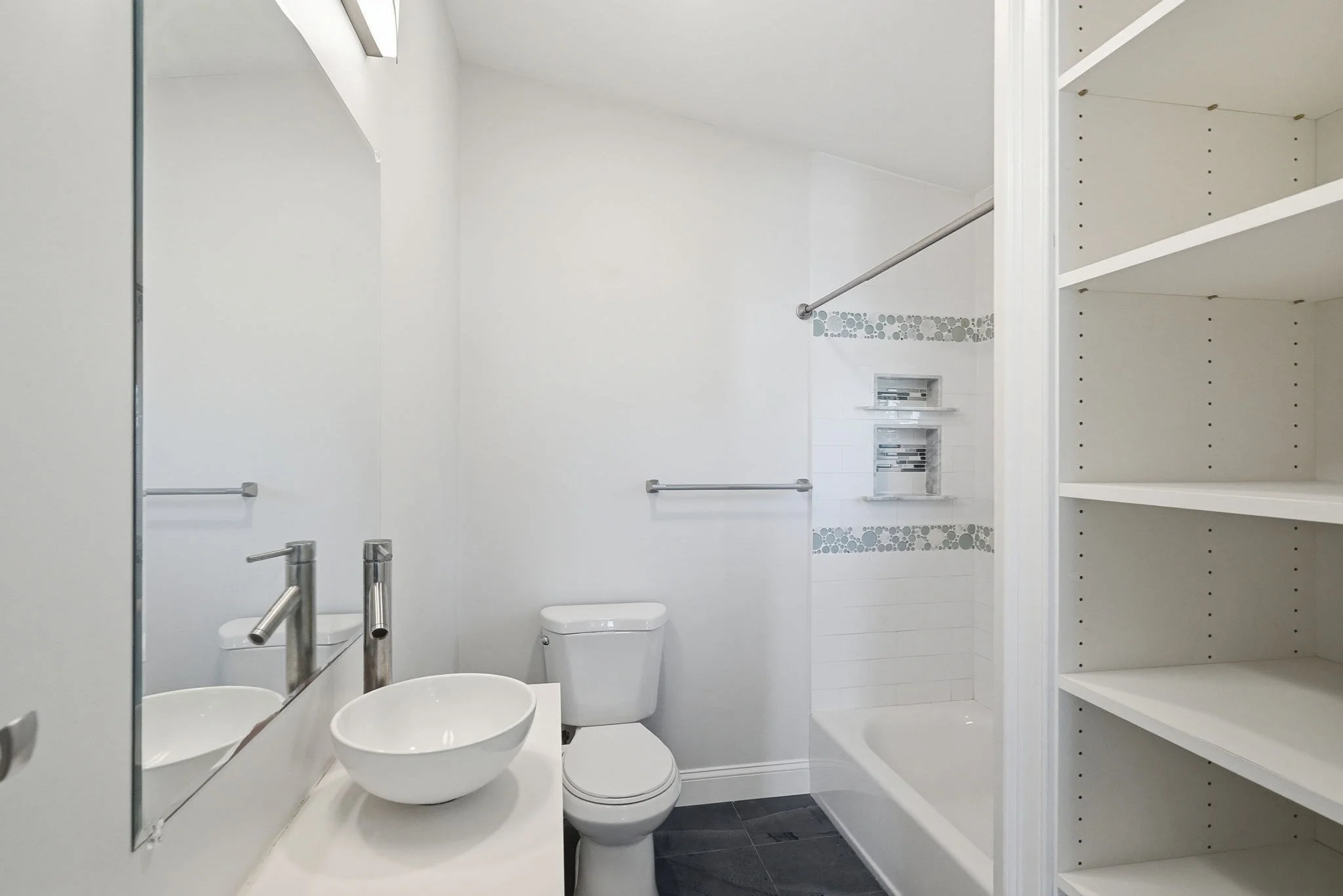 2 bed, 2 bath apartment for rent at 34 Underhill St Unit 4, Winthrop Beach — photo 10 of 17