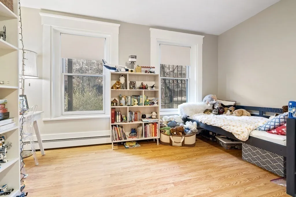 3 bed, 2 bath apartment for rent at 34 Union Park Unit 1, South End — photo 5 of 11