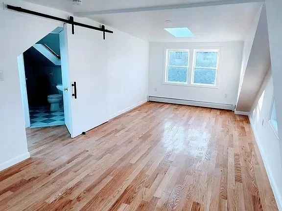 4 bed, 2 bath apartment for rent at 34 Upland Rd Unit 2, Belmont — photo 11 of 12