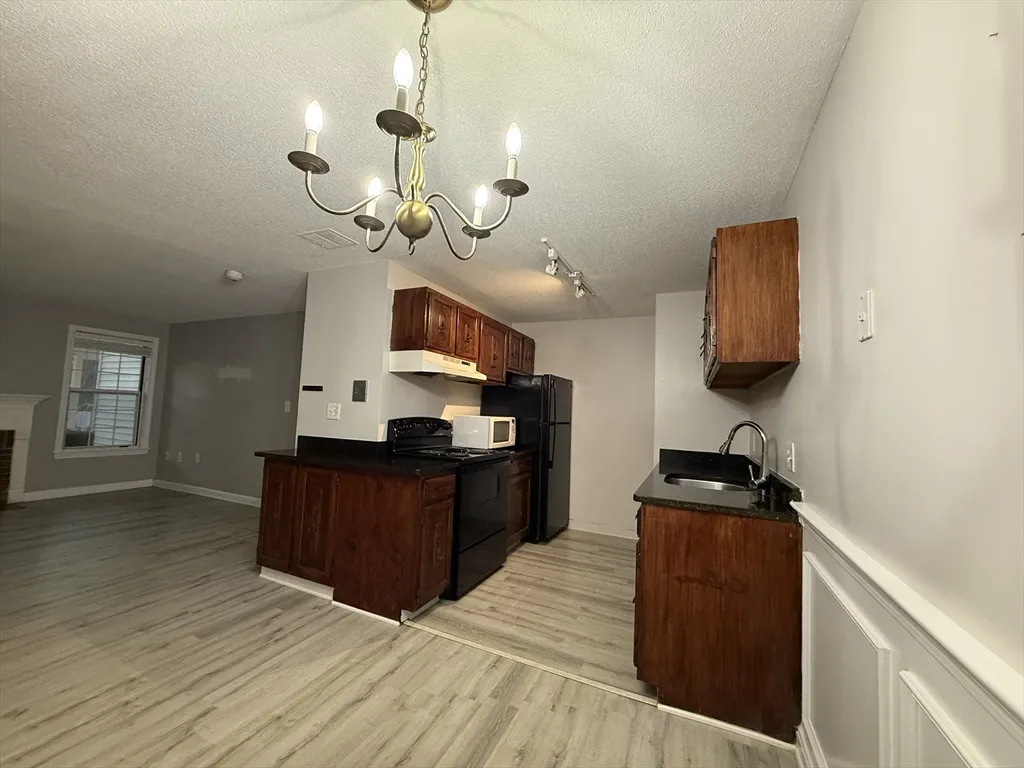 1 bed, 1 bath apartment for rent at 34 Walden Dr Unit 3, Natick — photo 9 of 37