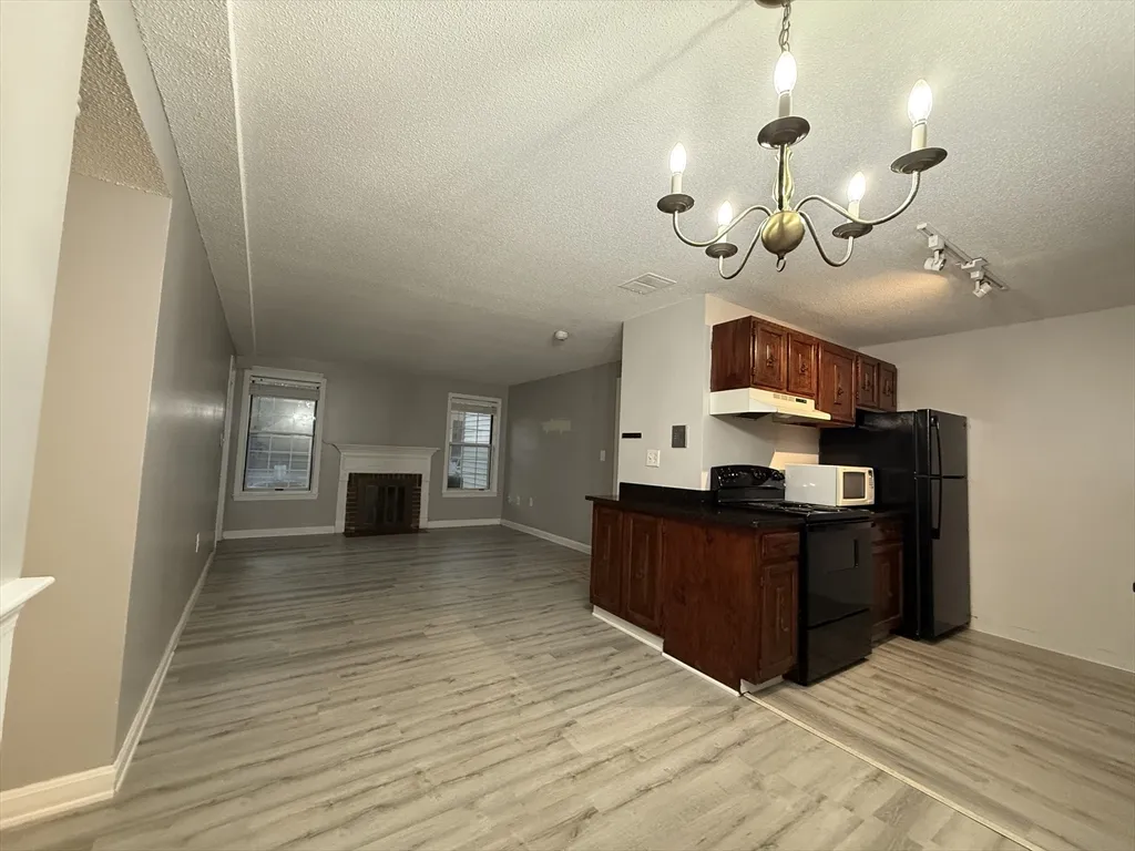 1 bed, 1 bath apartment for rent at 34 Walden Dr Unit 3, Natick — photo 11 of 37