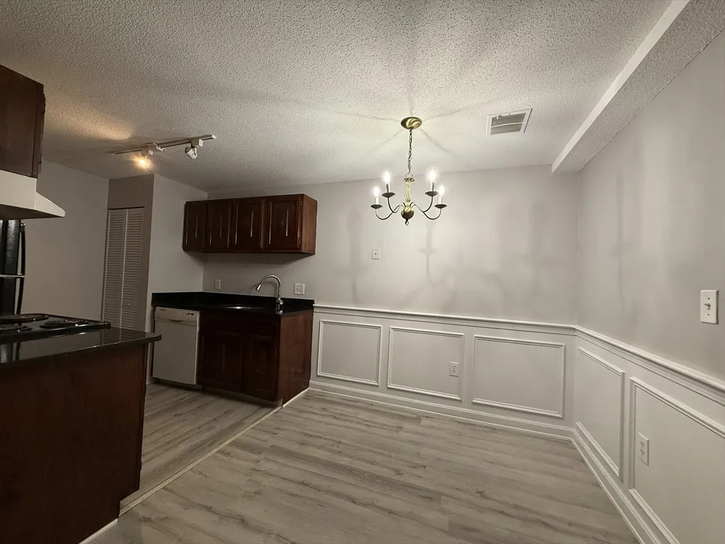 1 bed, 1 bath apartment for rent at 34 Walden Dr Unit 3, Natick — photo 6 of 37