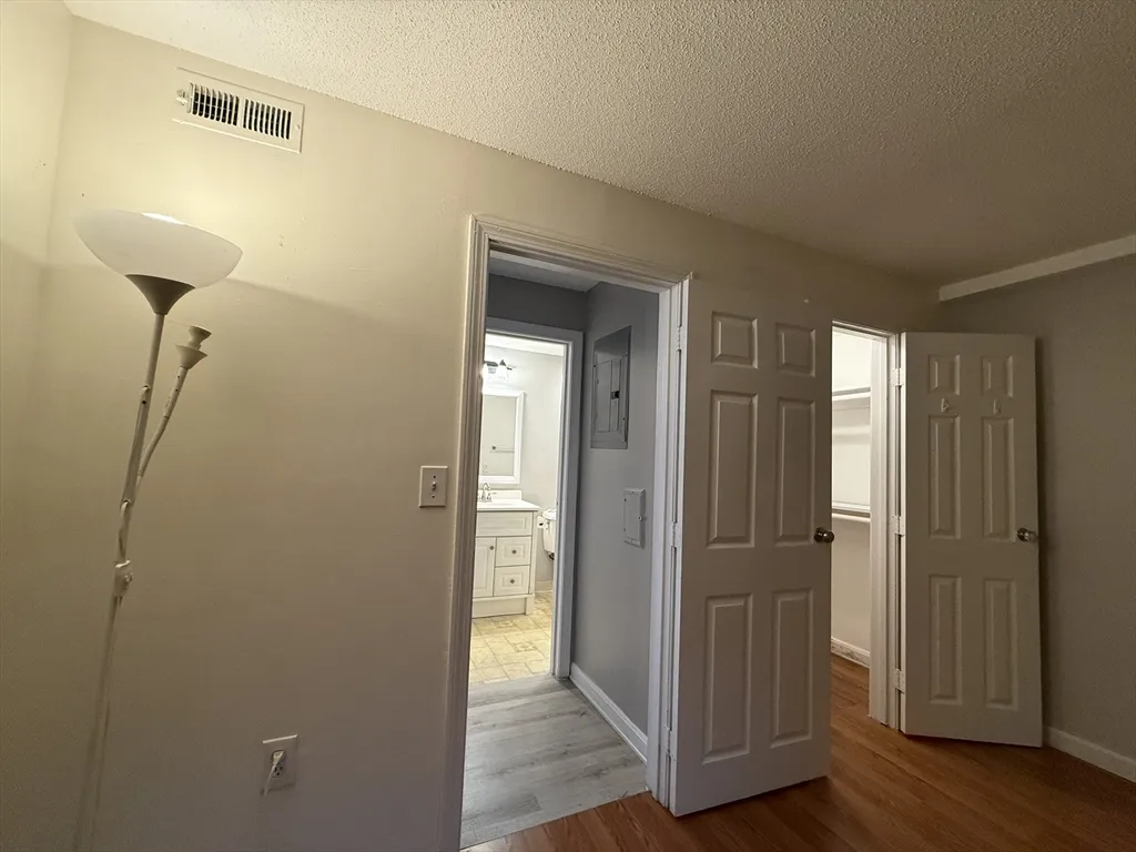 1 bed, 1 bath apartment for rent at 34 Walden Dr Unit 3, Natick — photo 22 of 37