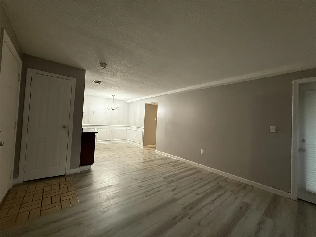 1 bed, 1 bath apartment for rent at 34 Walden Dr Unit 3, Natick — photo 2 of 37