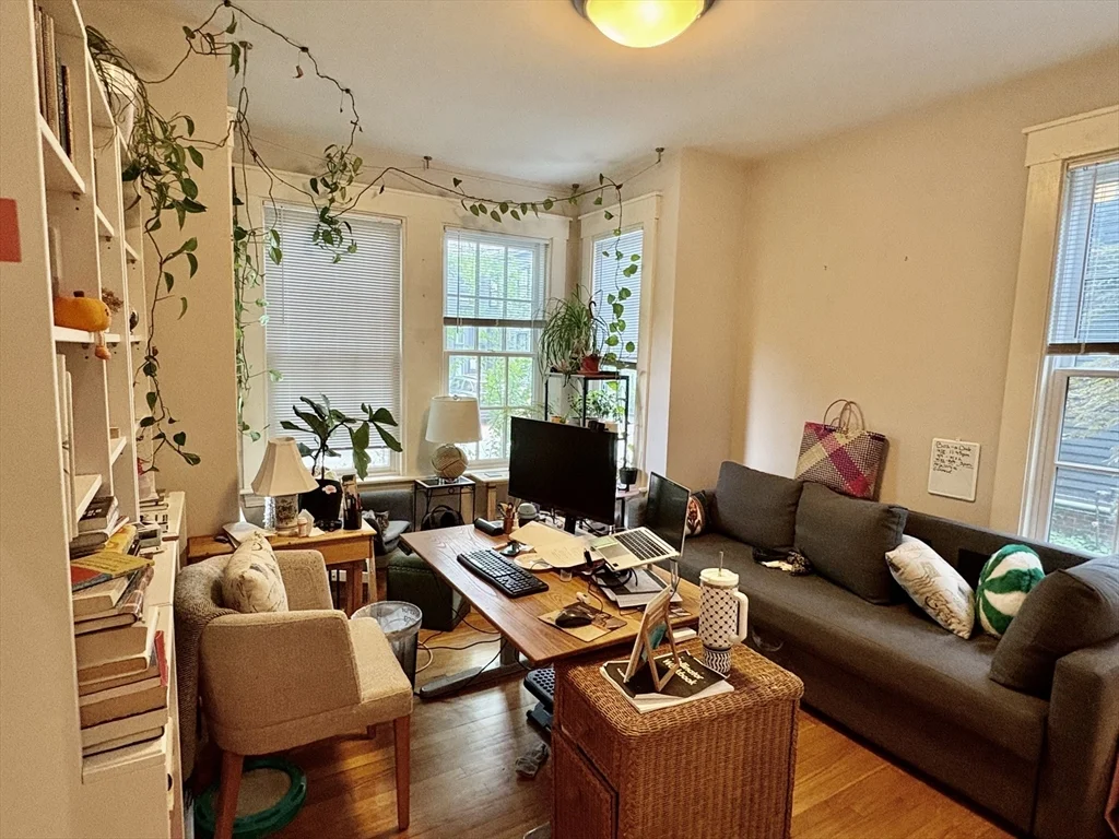 2 bed, 2 bath apartment for rent at 34 Walker St Unit 1, Neighborhood Nine — photo 4 of 6
