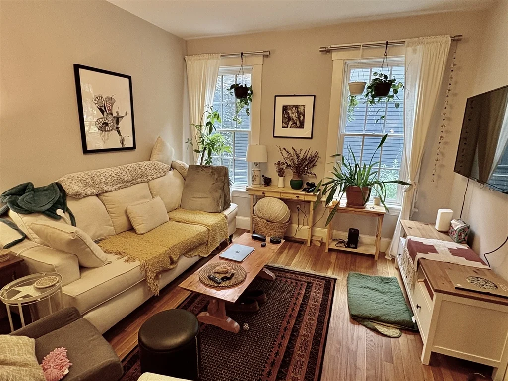 2 bed, 2 bath apartment for rent at 34 Walker St Unit 1, Neighborhood Nine — photo 3 of 6
