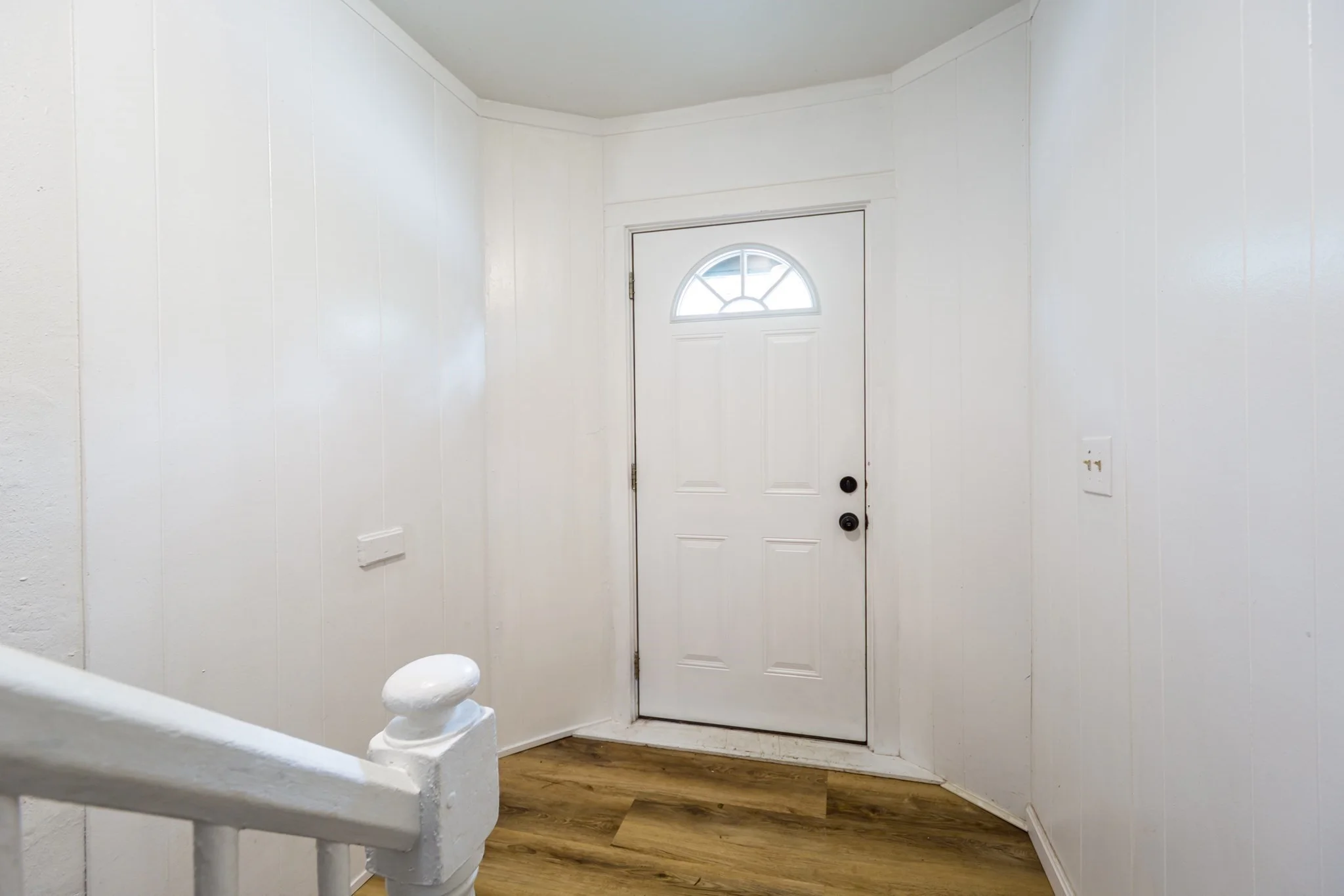 1 bed, 1 bath apartment for rent at 34 Walnut St Unit 4, Natick — photo 2 of 13