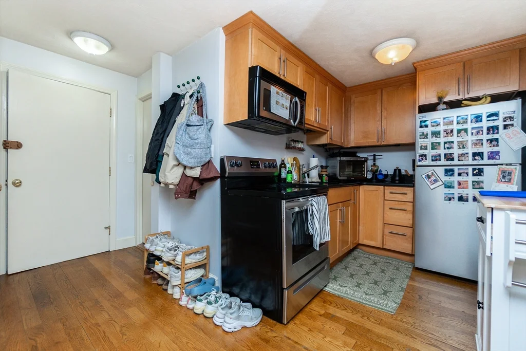 1 bed, 1 bath apartment for rent at 34 Washington St Unit 1A, Charlestown — photo 13 of 24