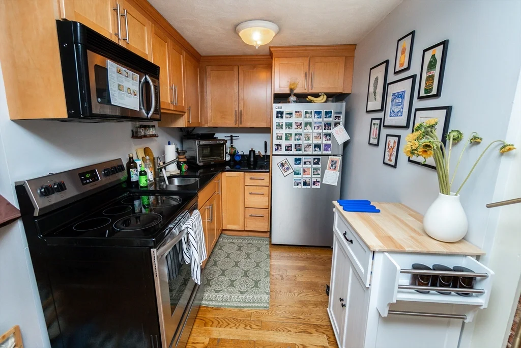 1 bed, 1 bath apartment for rent at 34 Washington St Unit 1A, Charlestown — photo 10 of 24