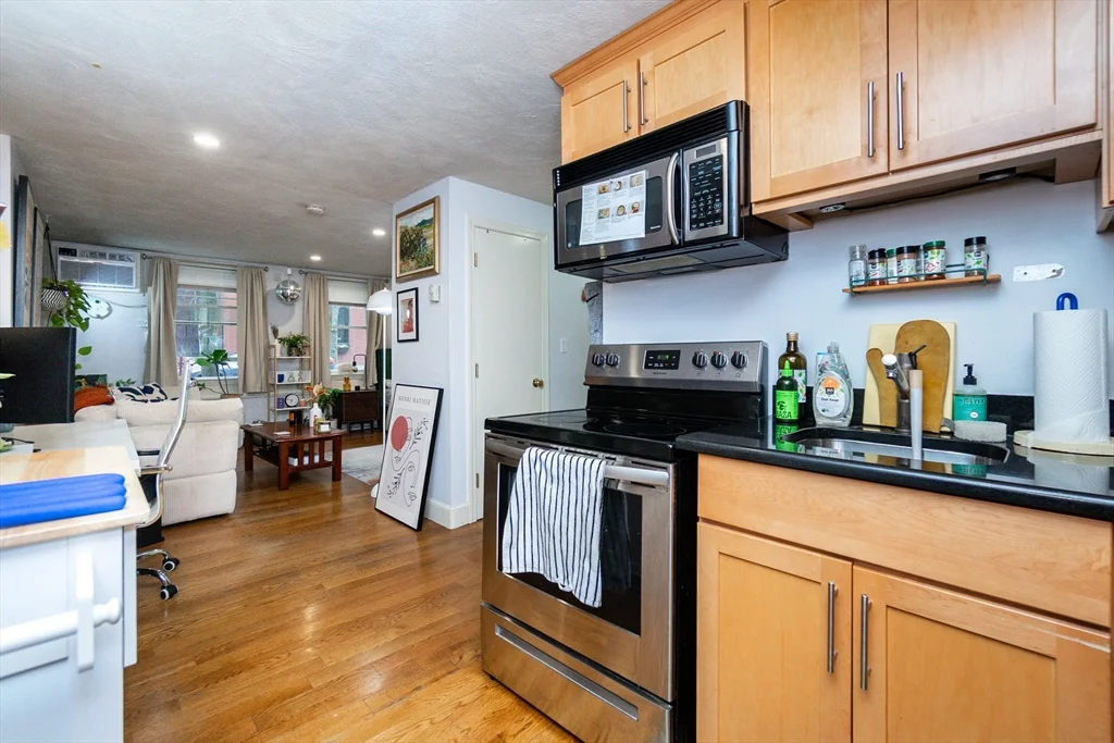 1 bed, 1 bath apartment for rent at 34 Washington St Unit 1A, Charlestown — photo 15 of 24
