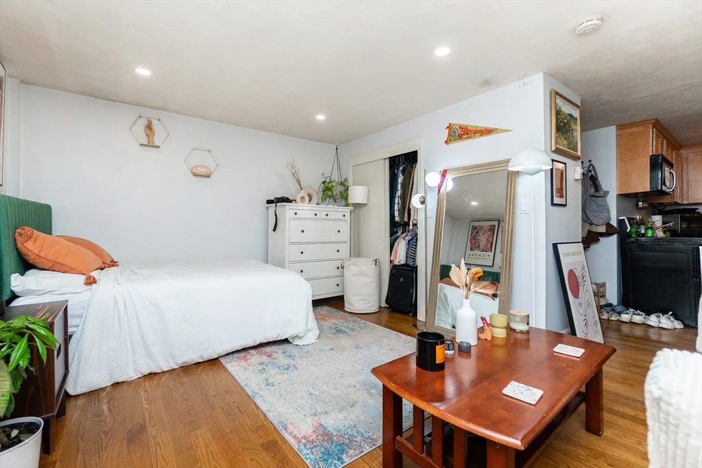 1 bed, 1 bath apartment for rent at 34 Washington St Unit 1A, Charlestown — photo 7 of 24