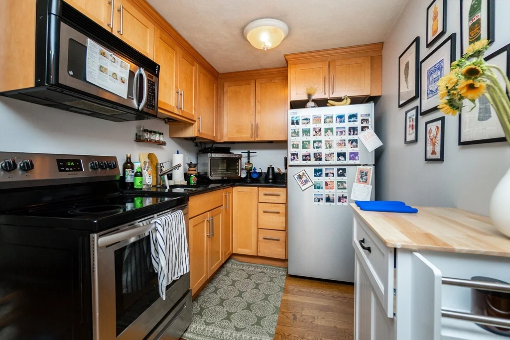 1 bed, 1 bath apartment for rent at 34 Washington St Unit 1A, Charlestown — photo 8 of 24