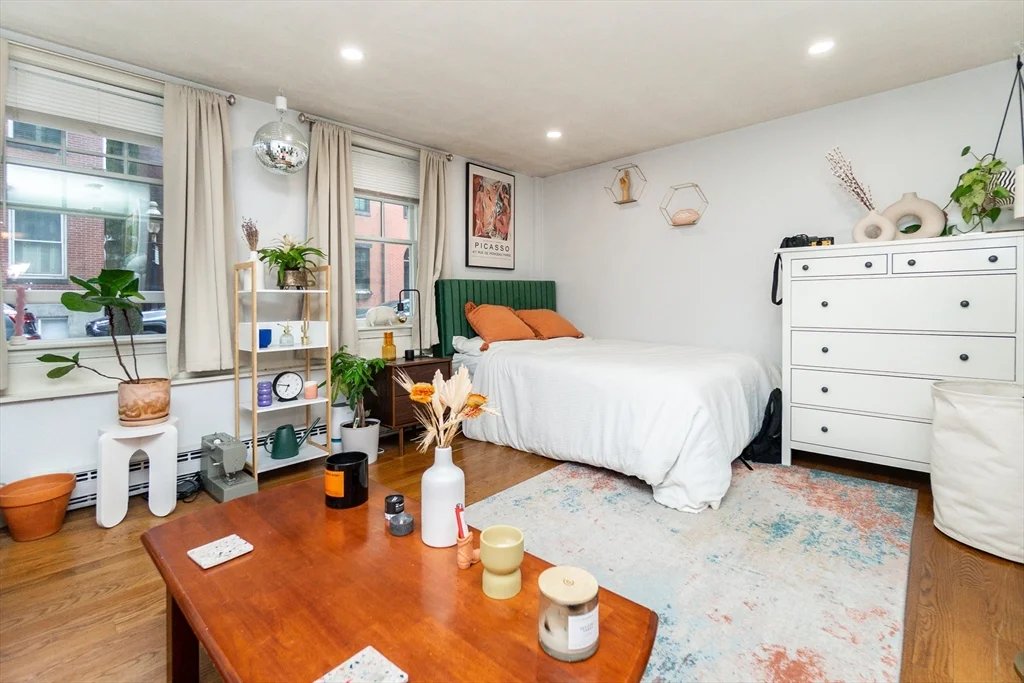 1 bed, 1 bath apartment for rent at 34 Washington St Unit 1A, Charlestown — photo 6 of 24