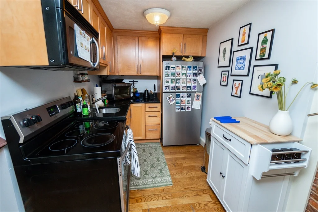 1 bed, 1 bath apartment for rent at 34 Washington St Unit 1A, Charlestown — photo 11 of 24