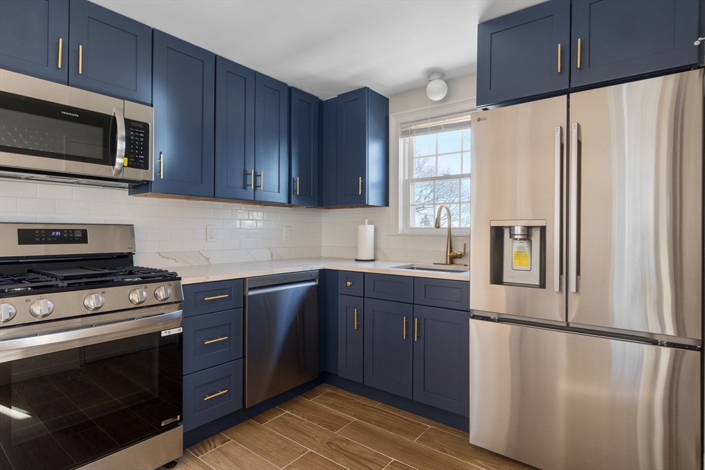 3 bed, 1 bath apartment for rent at 34 Weeks Ave Unit 34, Roslindale — photo 3 of 12