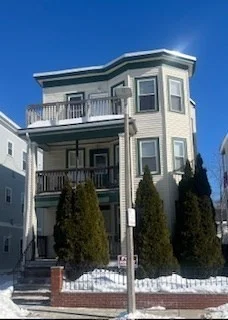 3 bed, 1 bath apartment for rent at 34 Wentworth Unit 1, Dorchester