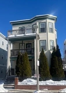 3 bed, 1 bath apartment for rent at 34 Wentworth Unit 1, Dorchester — photo 17 of 19