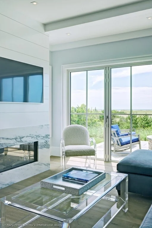 3 bed, 3 bath apartment for rent at 34 Western Ave, Surfside — photo 8 of 13