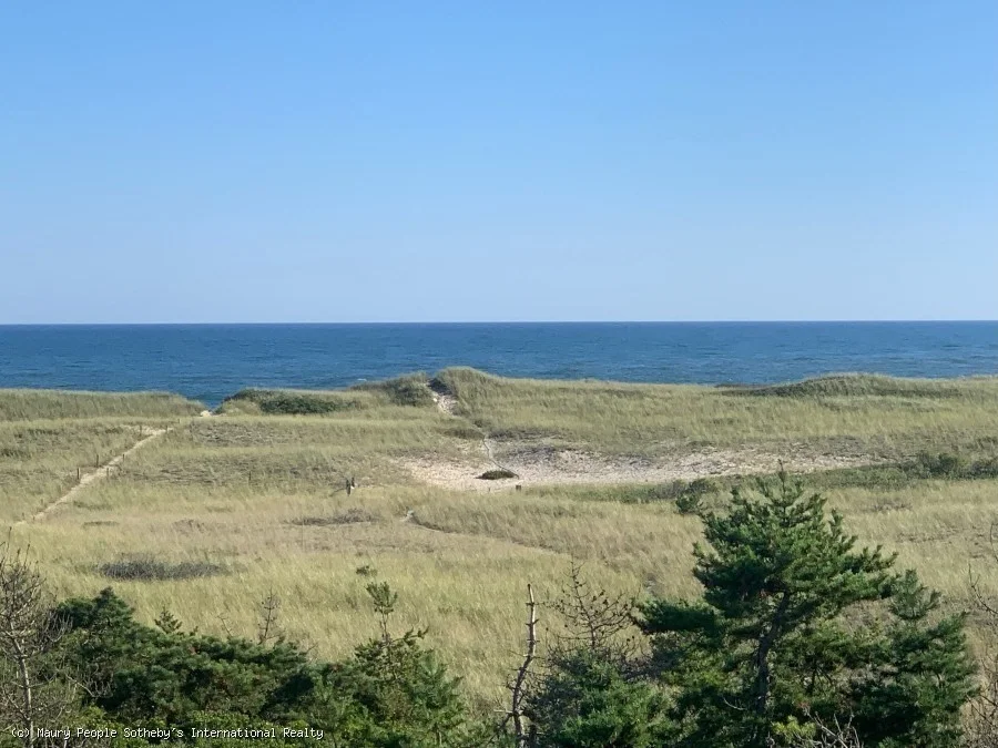 3 bed, 3 bath apartment for rent at 34 Western Ave, Surfside — photo 11 of 13