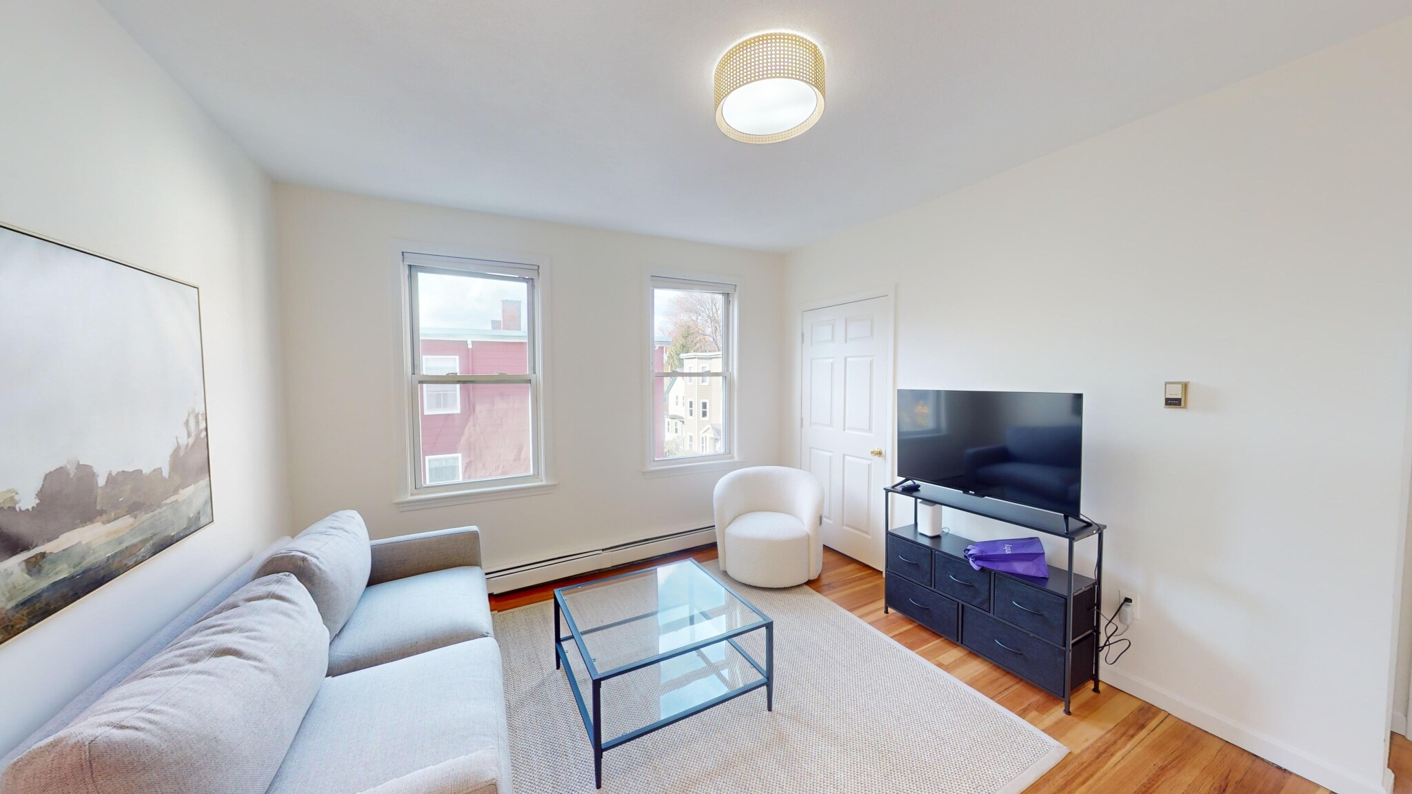 3 bed, 2 bath apartment for rent at 34 White Pl Unit 3, Brookline Village — photo 2 of 10