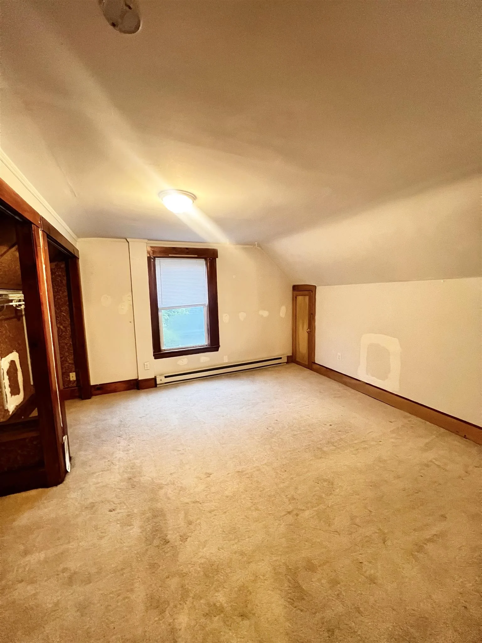 4.5 bed, 2 bath apartment for rent at 34 William St Unit 2, South Medford — photo 18 of 19