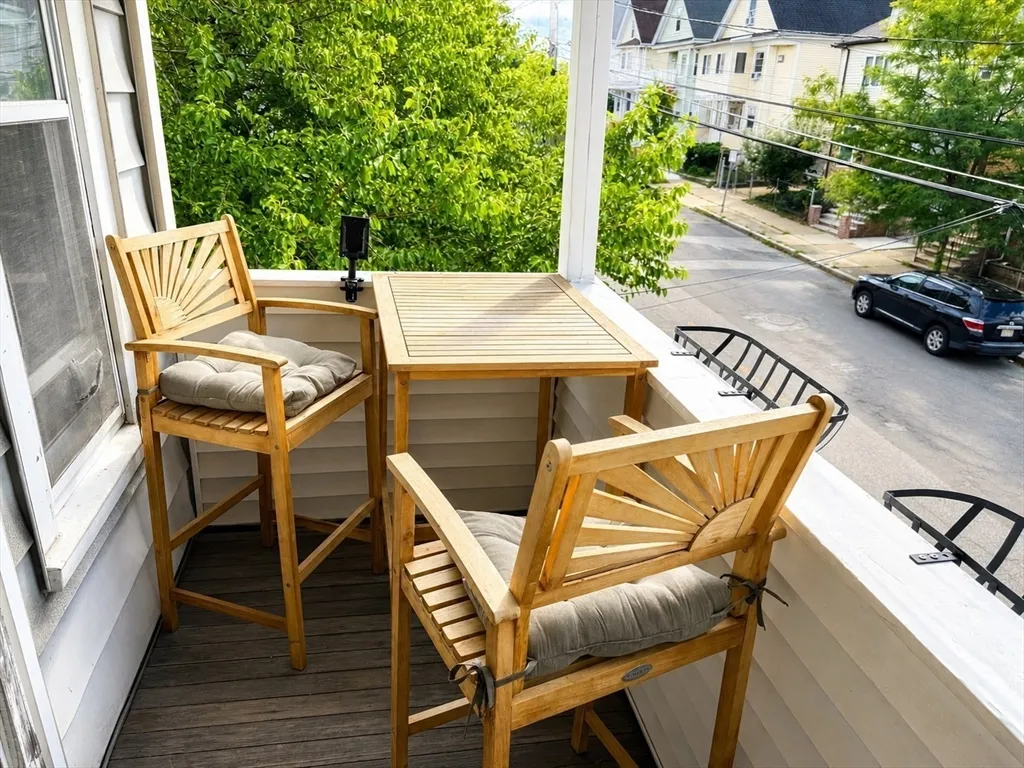 4 bed, 2 bath apartment for rent at 34 William St Unit 2, Tufts University — photo 18 of 22