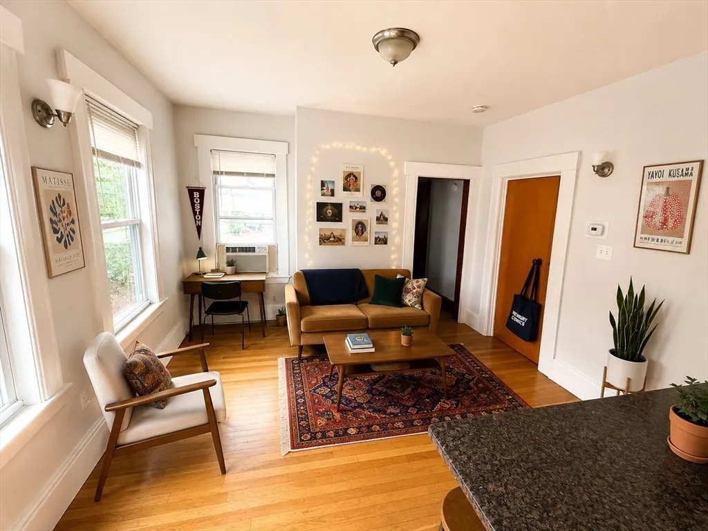 4 bed, 2 bath apartment for rent at 34 William St Unit 2, Tufts University — photo 1 of 22