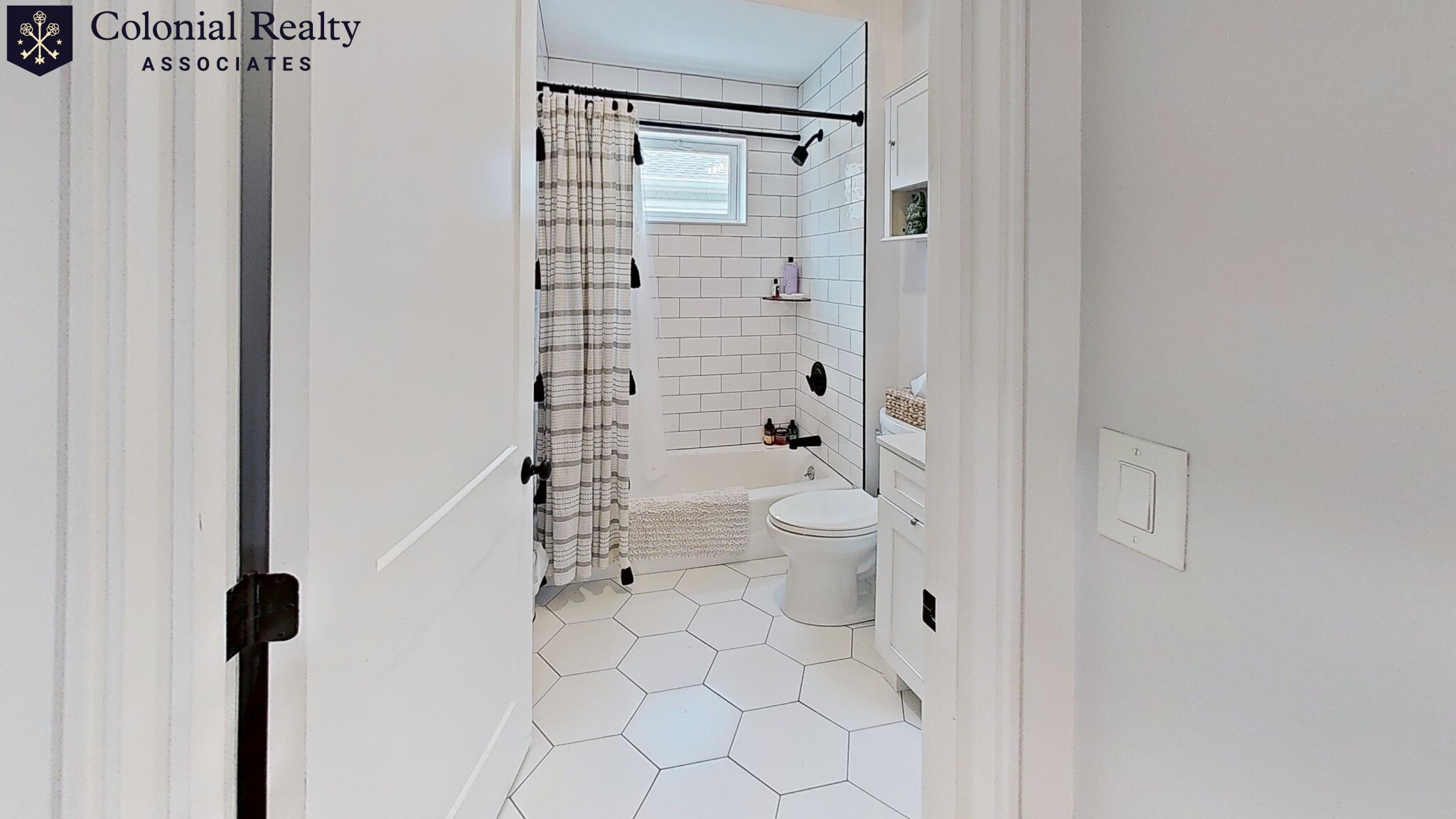 2 bed, 1 bath apartment for rent at 34 Woodrow Ave Unit 1A, Nonantum — photo 17 of 26