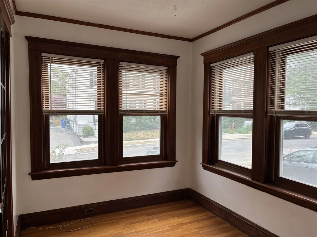 2 bed, 1 bath apartment for rent at 34 Worcester St Unit 34, Belmont — photo 5 of 22