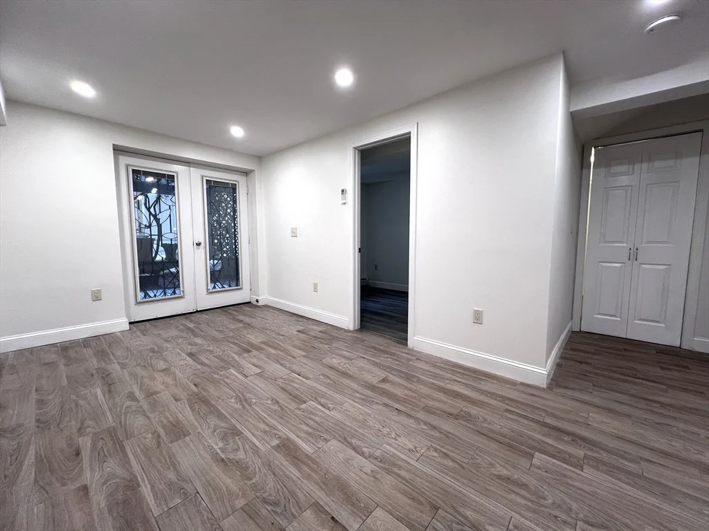 1 bed, 1 bath apartment for rent at 34 Yarmouth St Unit 1, South End — photo 8 of 27