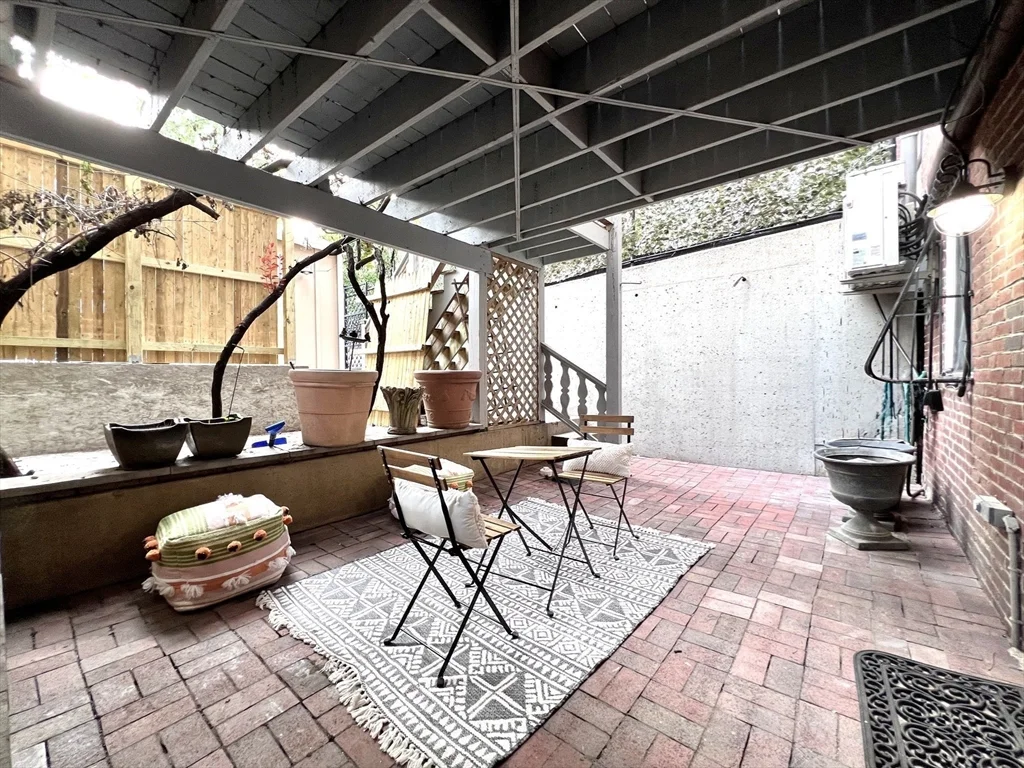 1 bed, 1 bath apartment for rent at 34 Yarmouth St Unit 1, South End — photo 16 of 27
