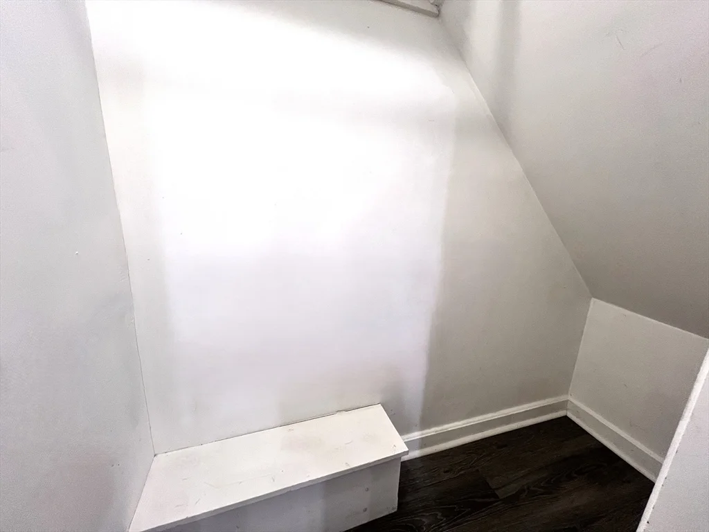 1 bed, 1 bath apartment for rent at 34 Yarmouth St Unit 1, South End — photo 11 of 27