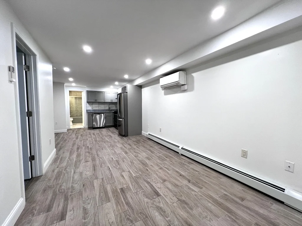 1 bed, 1 bath apartment for rent at 34 Yarmouth St Unit 1, South End — photo 7 of 27
