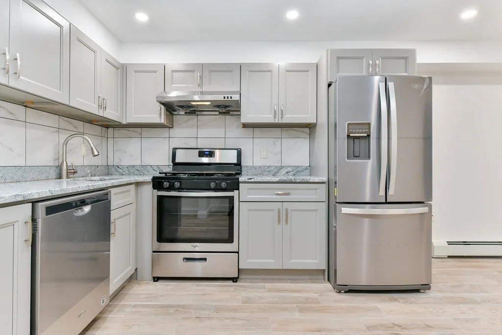 1 bed, 1 bath apartment for rent at 34 Yarmouth St Unit 1, South End — photo 2 of 27