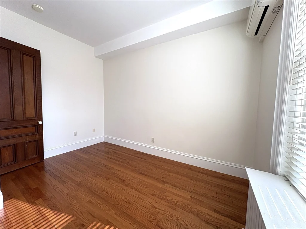 1 bed, 1 bath apartment for rent at 34 Yarmouth St Unit 3, South End — photo 15 of 32