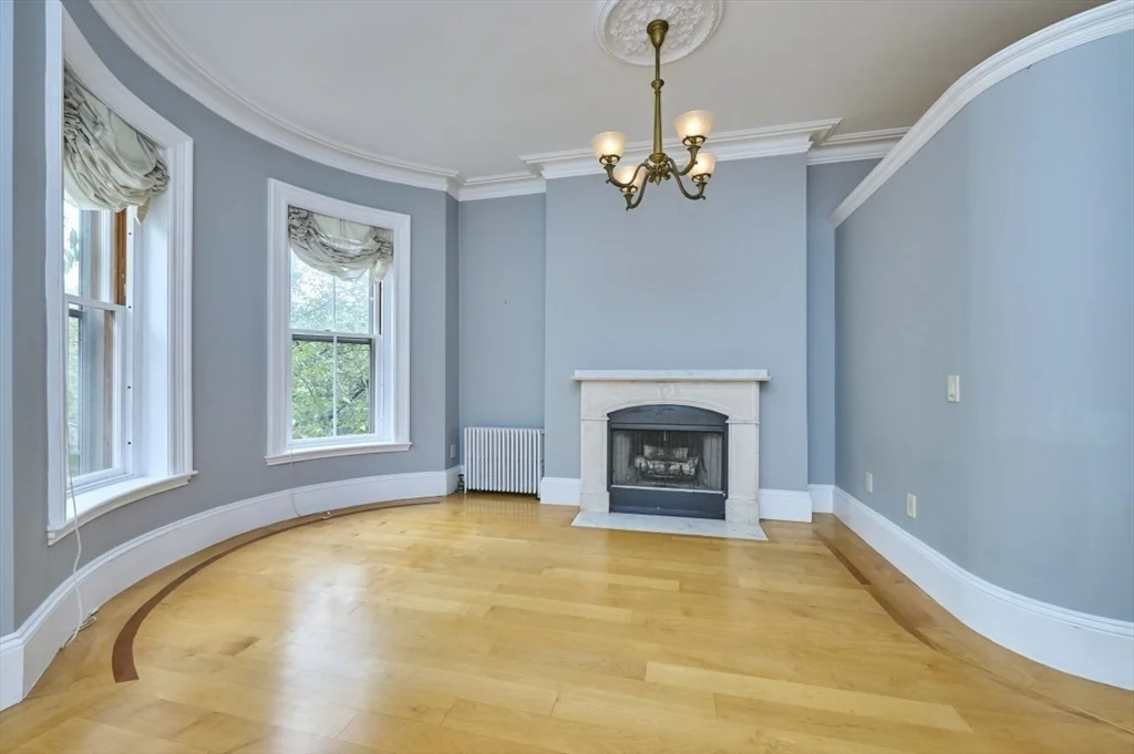 2 bed, 2 bath apartment for rent at 34 Yarmouth St Unit 4, South End — photo 3 of 40