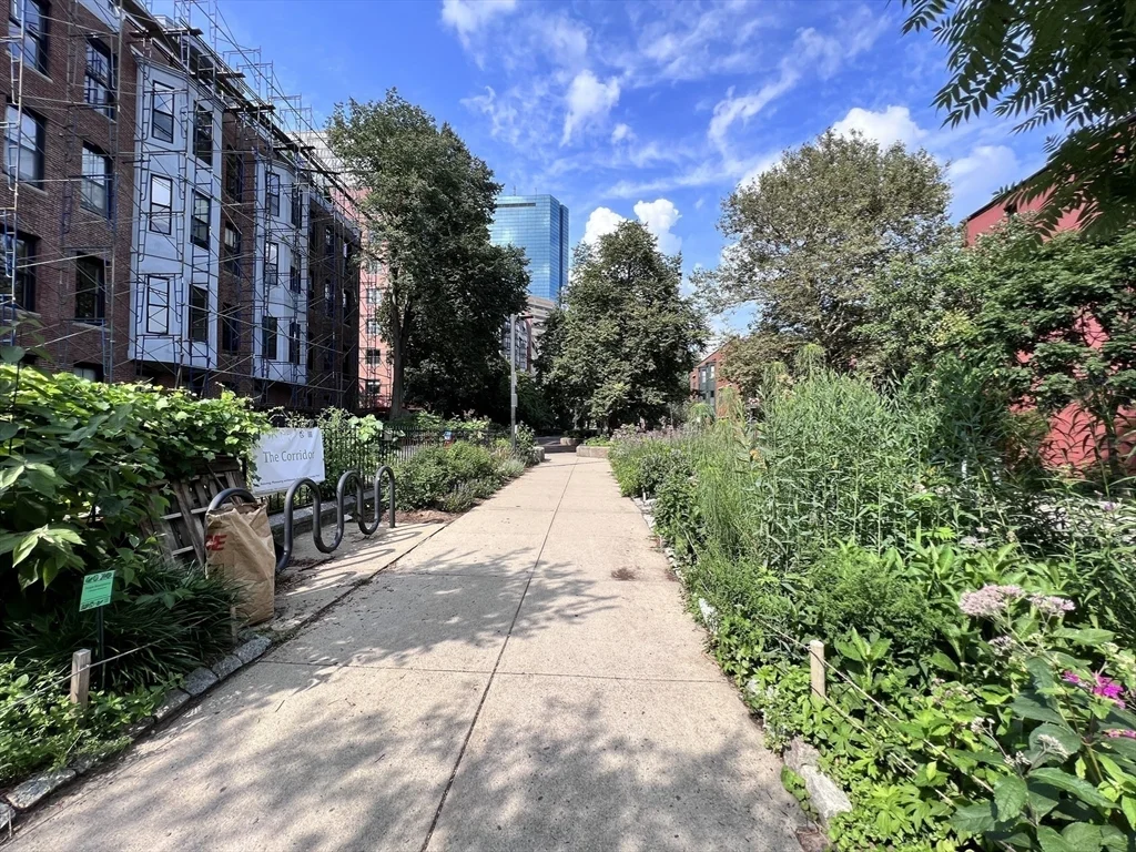 2 bed, 2 bath apartment for rent at 34 Yarmouth St Unit 4, South End — photo 37 of 40