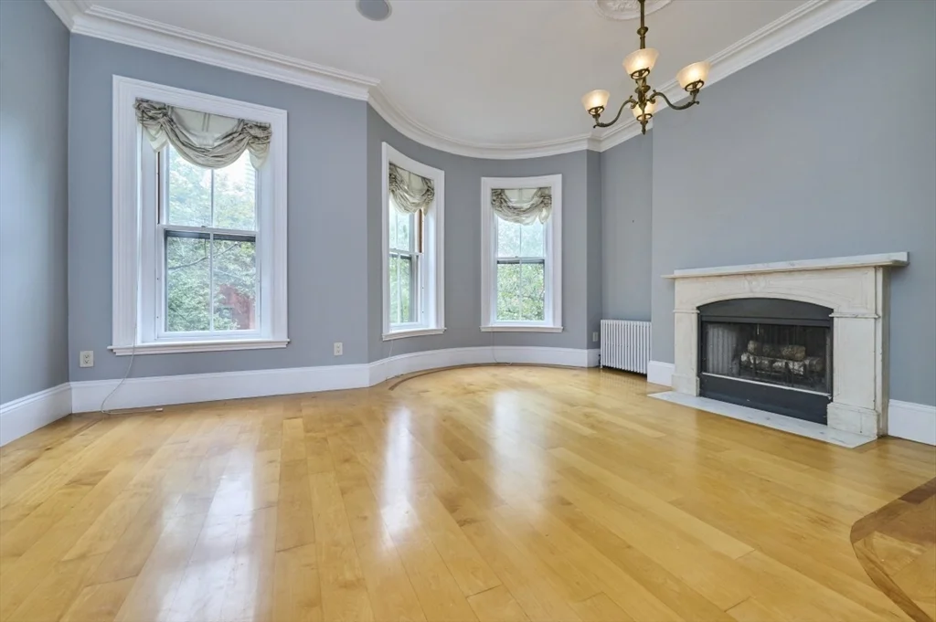 2 bed, 2 bath apartment for rent at 34 Yarmouth St Unit 4, South End — photo 2 of 40
