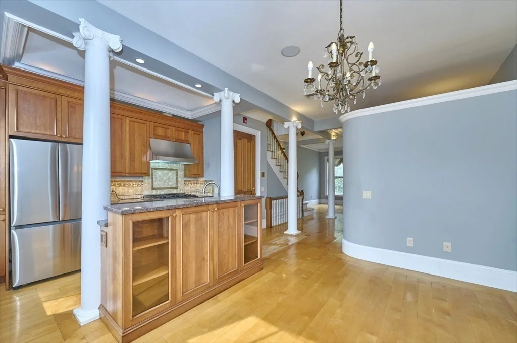 2 bed, 2 bath apartment for rent at 34 Yarmouth St Unit 4, South End — photo 6 of 40