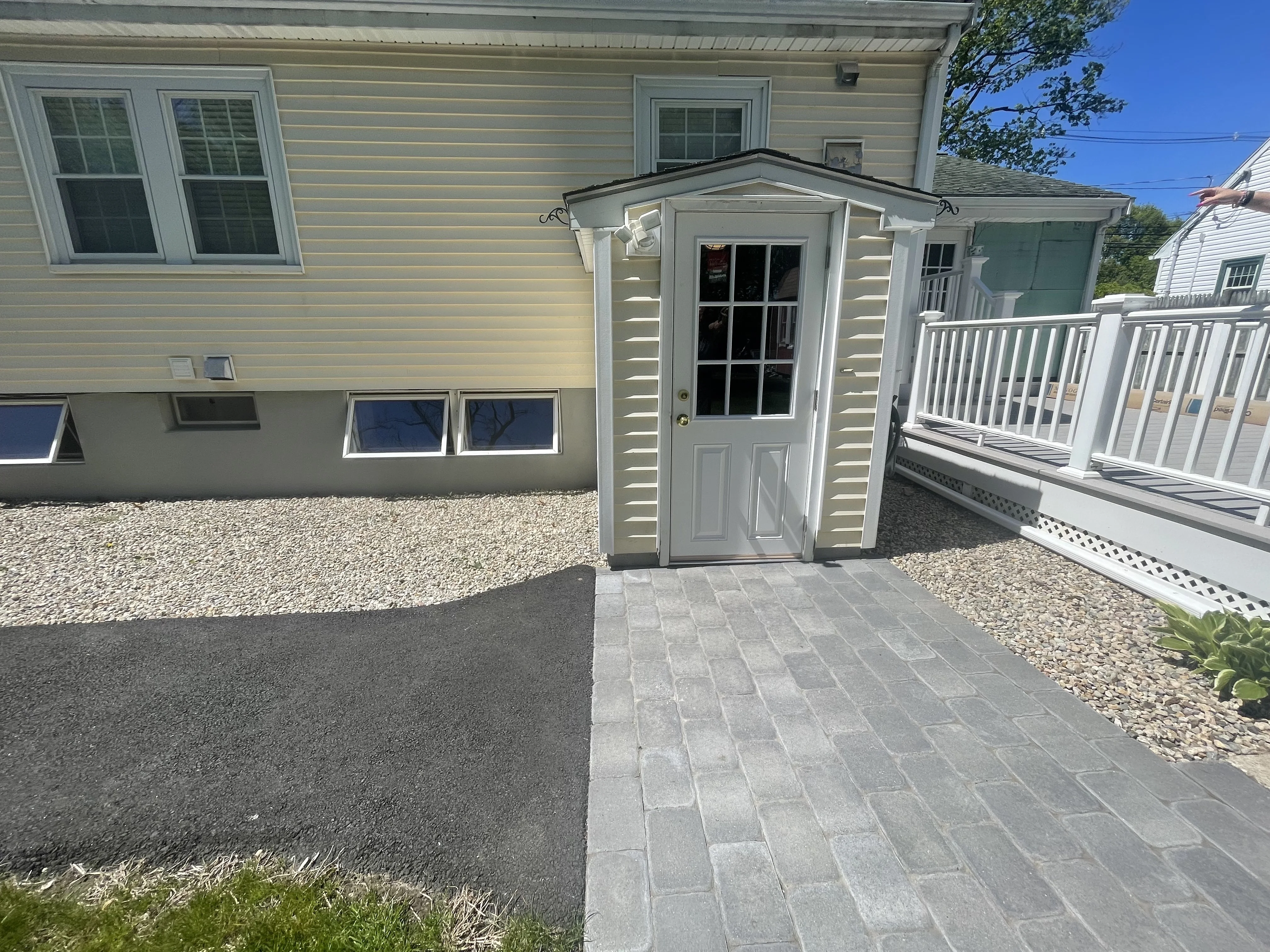 2 bed, 1 bath apartment for rent at 340 Albion St Unit 2, Wakefield — photo 13 of 14