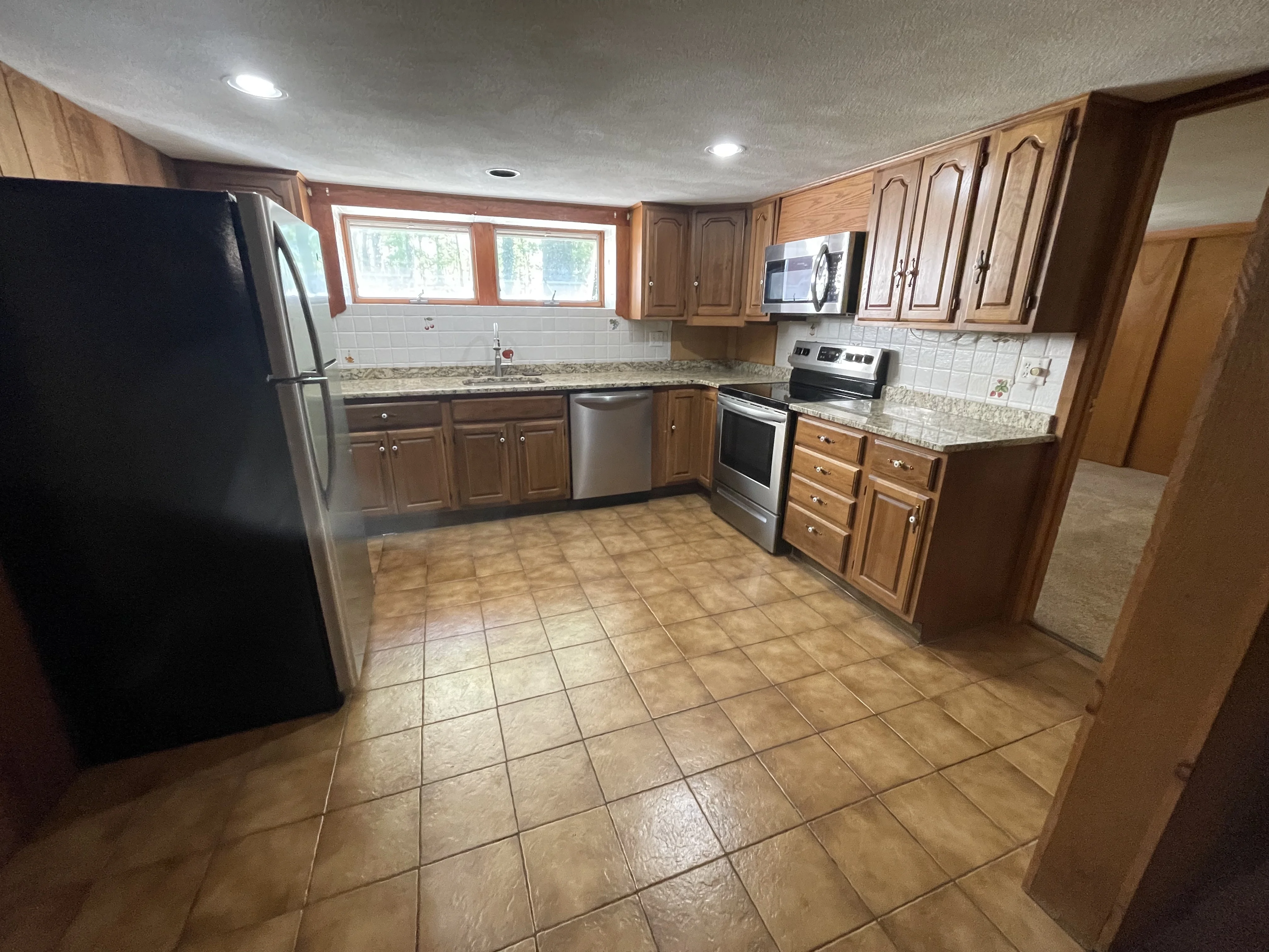 2 bed, 1 bath apartment for rent at 340 Albion St Unit 2, Wakefield — photo 1 of 14