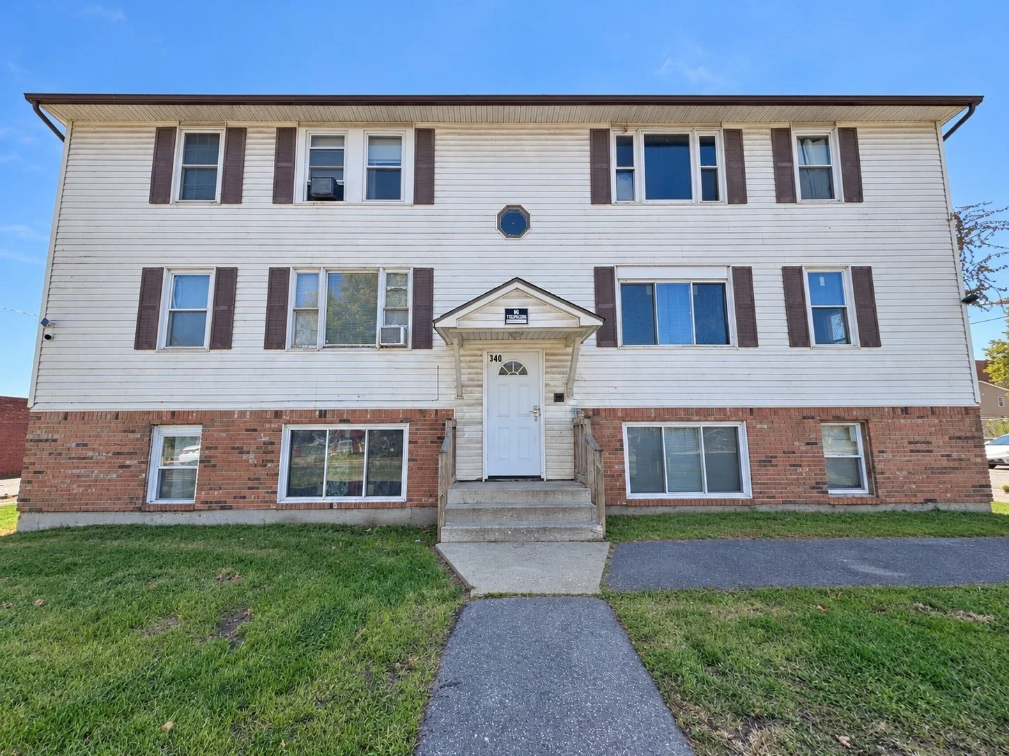 2 bed, 1 bath apartment for rent at 340 Appleton St Unit 2, Holyoke