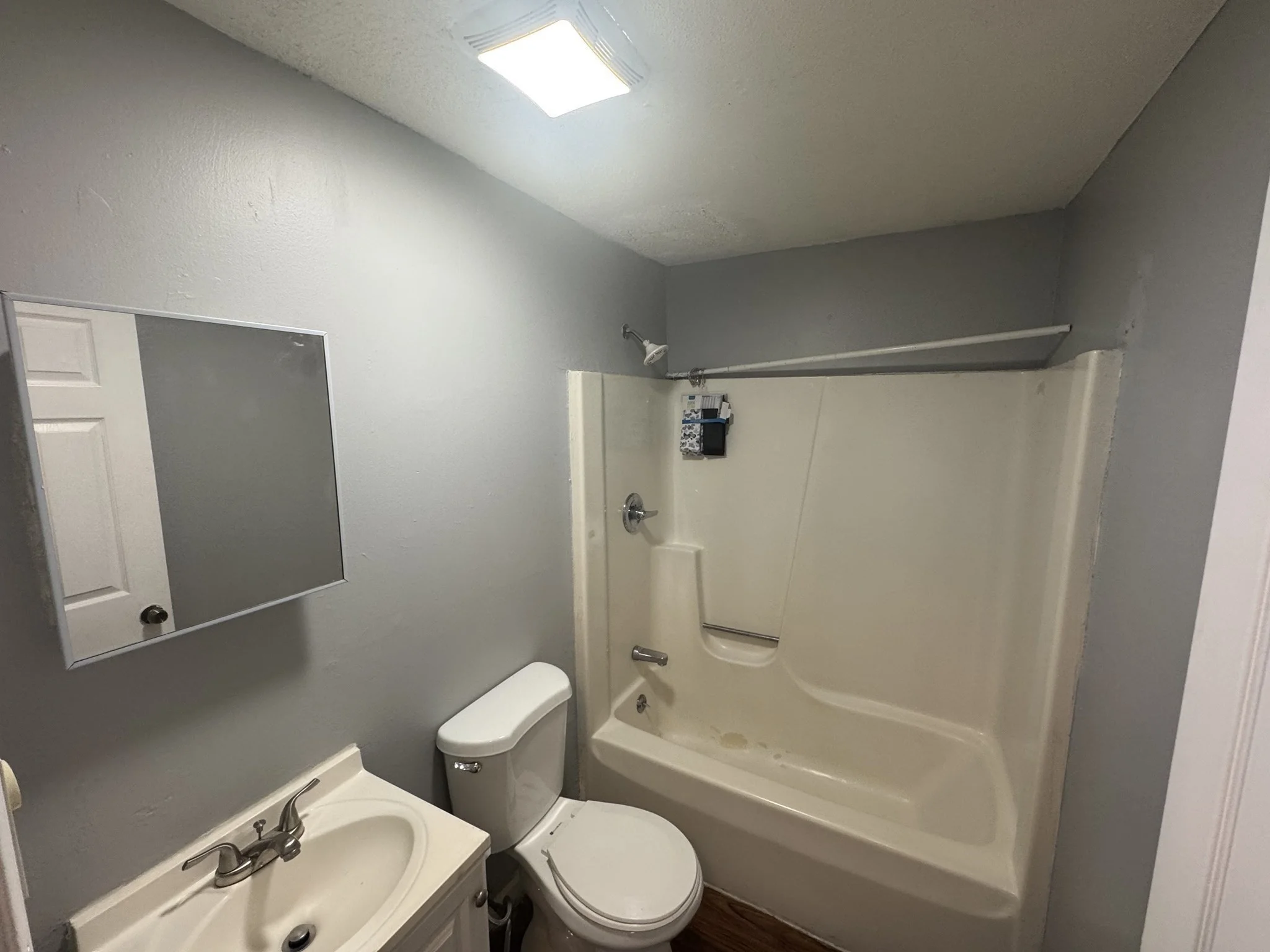 2 bed, 1 bath apartment for rent at 340 Appleton St Unit 4, Holyoke — photo 7 of 10