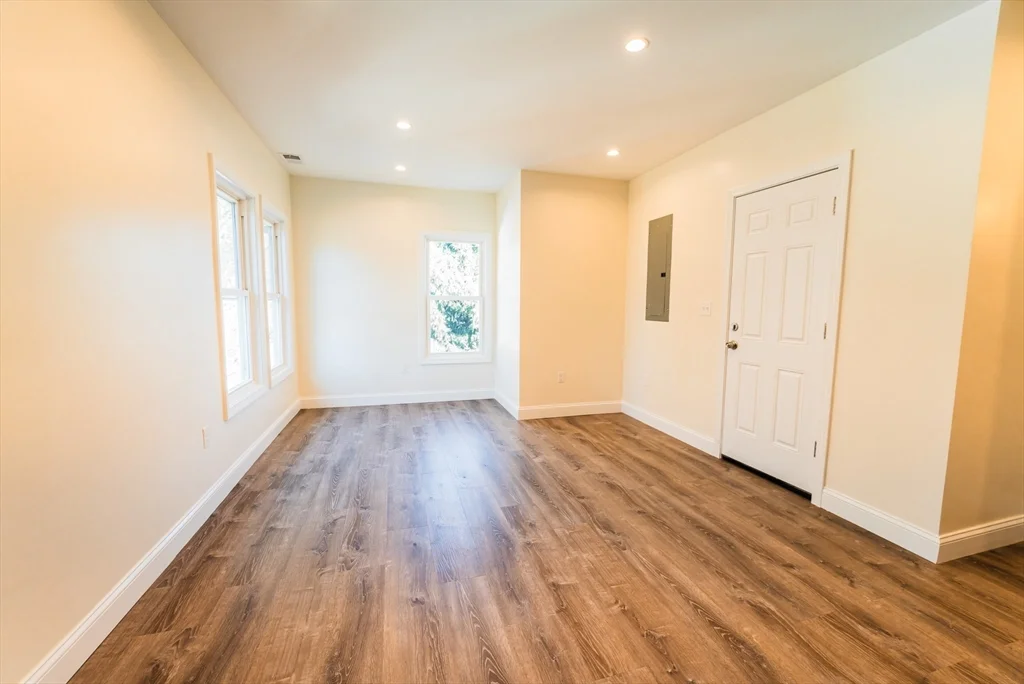 2 bed, 1 bath apartment for rent at 340 East Main St Unit 2, East Brookfield — photo 5 of 19
